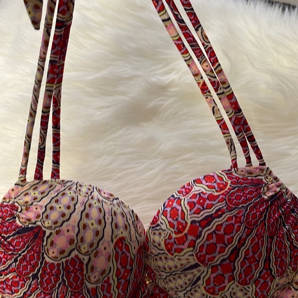 32B Vs Victoria’s Secret Bombshell /Miraculous Bikini swimsuit bathingsuit 2pc - Picture 3 of 16